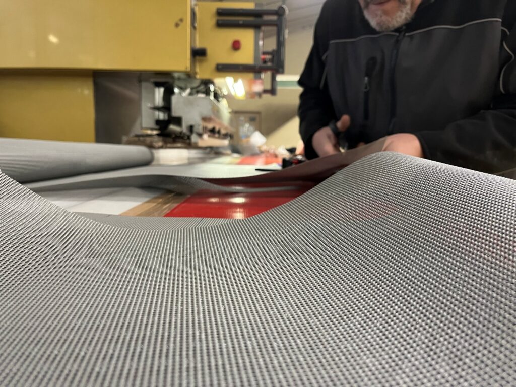 Découpe d'un filet avant soudure