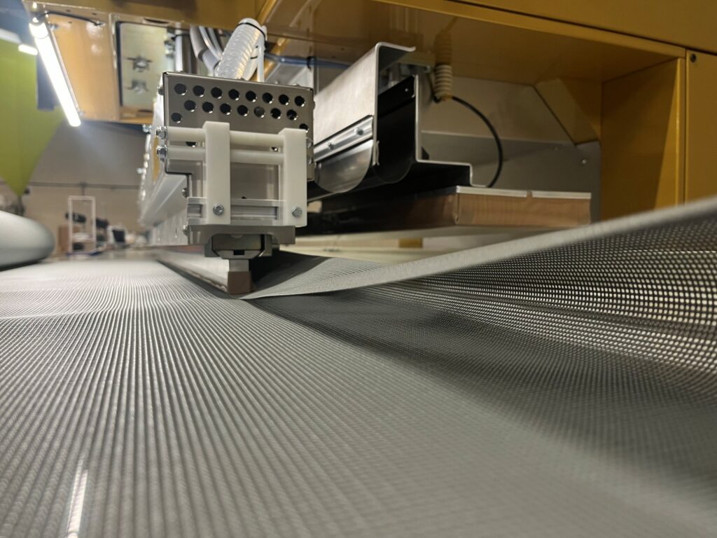 Machine à souder des bâches PVC et des filets